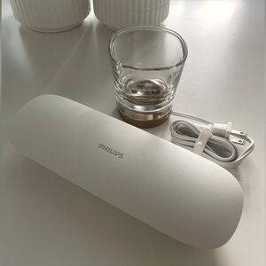 PHILIPS Sonicare DiamondClean toothbrush chargers